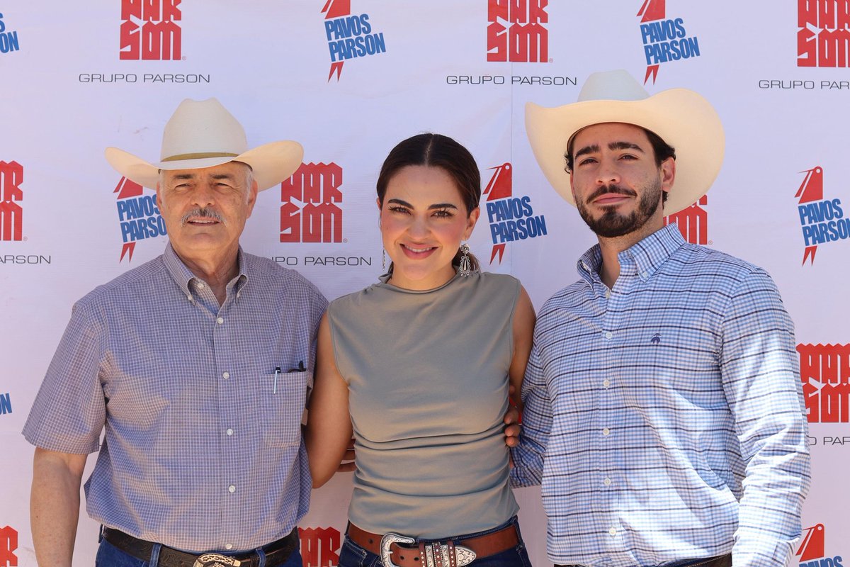 AndreaChavezTre's tweet image. El empresariado de Nuevo Casas Grandes tiene una virtud que lo distingue de muchos otros: un amor gigante por su tierra y su gente.
Hoy visitamos las instalaciones de Pavos Parson, empresa familiar 100% chihuahuense, que lleva un siglo generando cientos de puestos de trabajo.
