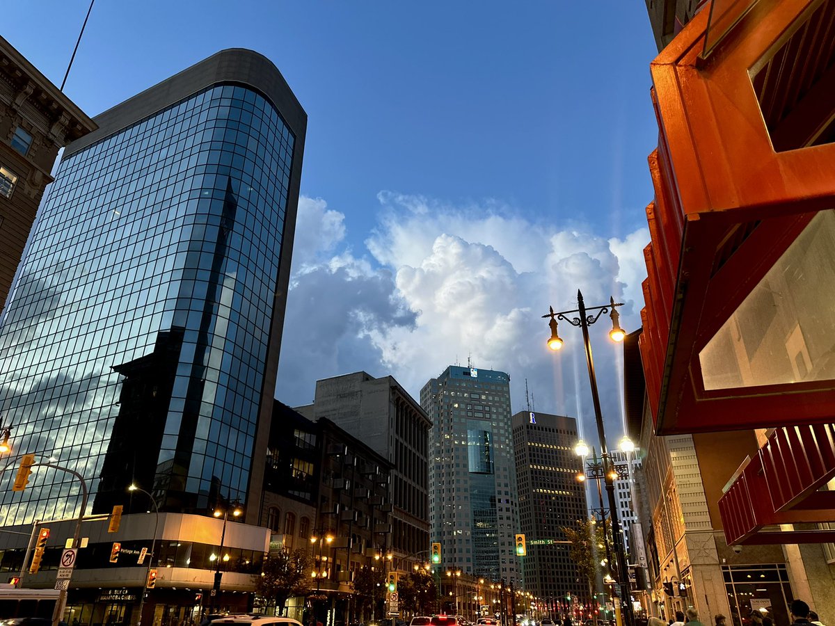 beepbat's tweet image. I guess Winnipeg can be pretty