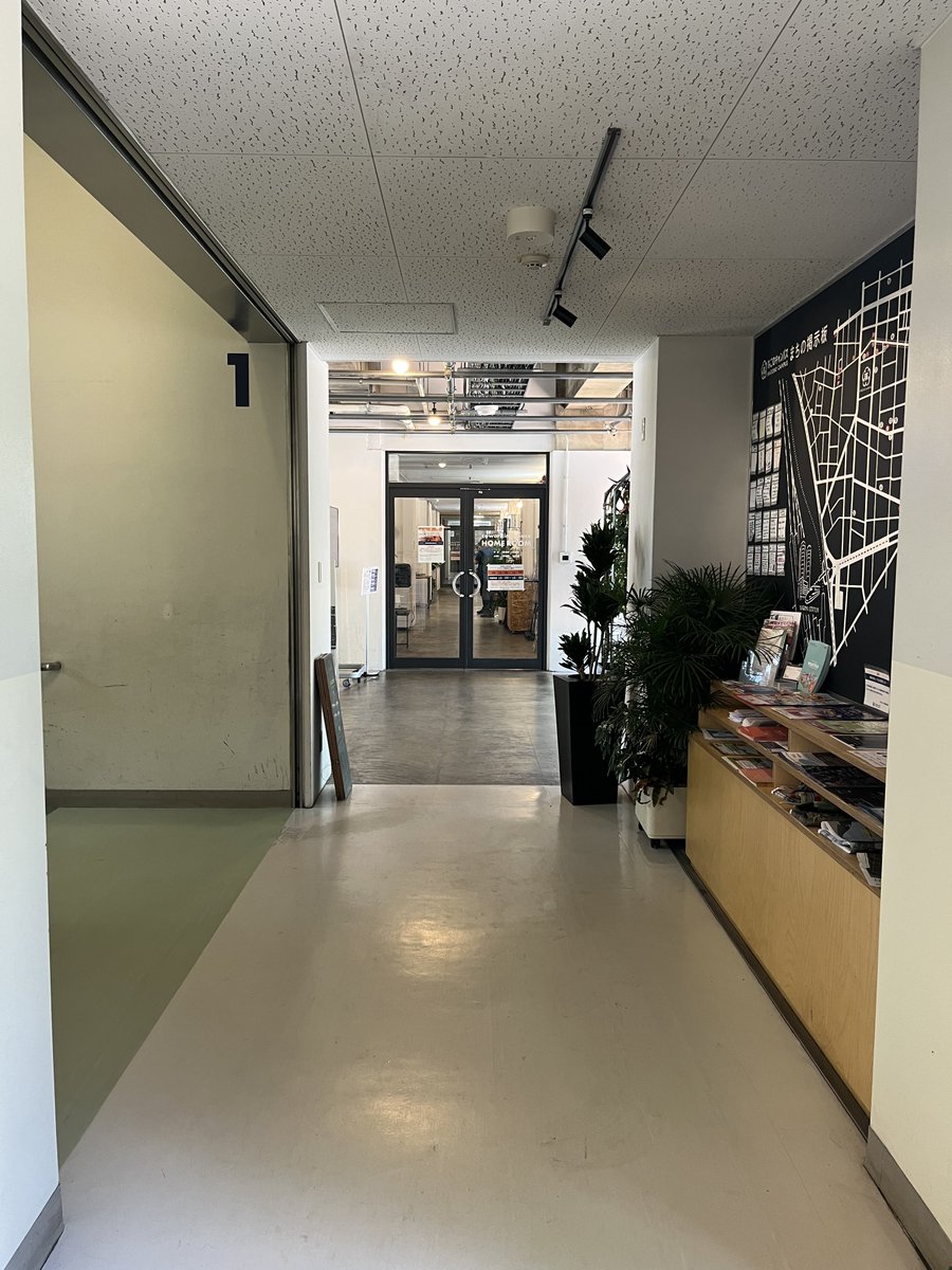 kazusuke_itou's tweet image. 現着🙌🏻なごのキャンパス学校の匂いする😮当たり前か。
 #PODCASTMIXER