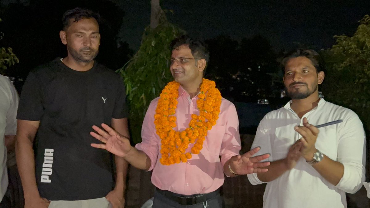 Krashan kant (@krashankan7970) on Twitter photo जितना अम्बेडकरवादियों को प्रताड़ित करोगे और उनके स्वाभिमान के साथ खिलवाड़ करोगे।वह उतनी ही मजबूती से डटकर अपने बाबा साहब के विचारों को आगे बढ़ाने का काम करेंगे
अंध भक्तों के द्वारा कराएगी डॉ. रजनीश गंगवार के ऊपर हुये FIR बरेली प्रशासन ने वापस लिया..<a href="/ishi_misha/">Misha ishi</a> <a href="/SandeepAzad_312/">Sandeep Kumar Baudh</a> जितना अम्बेडकरवादियों को प्रताड़ित करोगे और उनके स्वाभिमान के साथ खिलवाड़ करोगे।वह उतनी ही मजबूती से डटकर अपने बाबा साहब के विचारों को आगे बढ़ाने का काम करेंगे
अंध भक्तों के द्वारा कराएगी डॉ. रजनीश गंगवार के ऊपर हुये FIR बरेली प्रशासन ने वापस लिया..<a href="/ishi_misha/">Misha ishi</a> <a href="/SandeepAzad_312/">Sandeep Kumar Baudh</a>