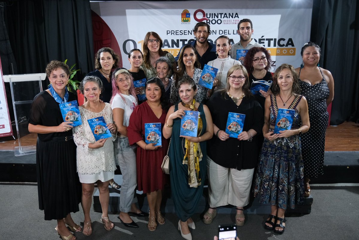 MaraLezama's tweet image. 📚 Asistí a la presentación del libro “Q 18: Antología Poética, mujeres de Quintana Roo”, una obra que da voz al alma, la fuerza y la sensibilidad de 18 autoras quintanarroenses.
A través de la poesía, estas mujeres comparten sus historias, emociones y miradas, reafirmando el…