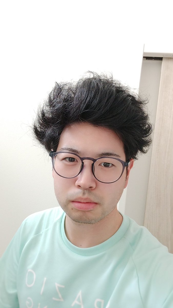 Lucky__Chance's tweet image. 髪やばすぎ定期