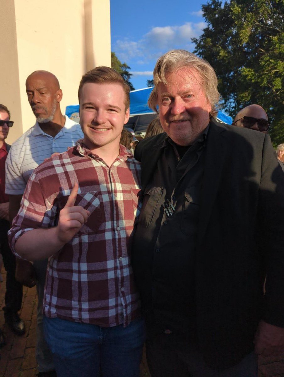 yowenpuppy's tweet image. BREAKING:
Real Edward Kelly has blocked Yowenpuppy on both instagram, and X (formerly known as Twitter).