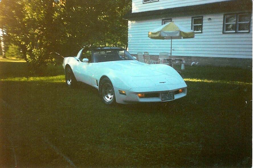 <a href="/RandyDa25687858/">Randy Davis</a> Love corvettes