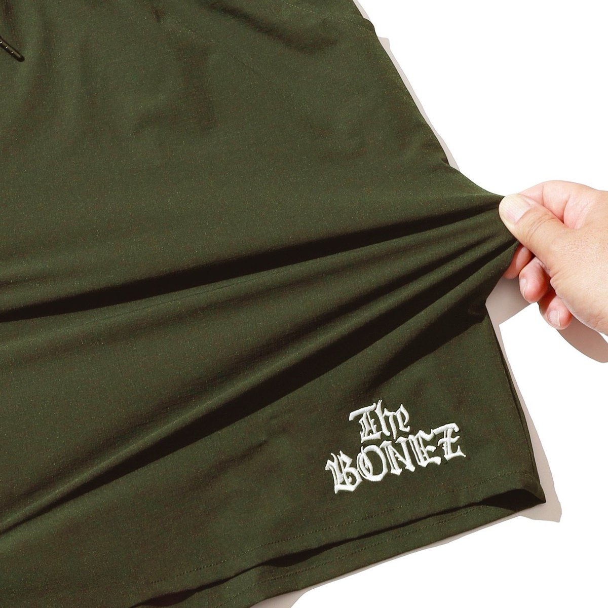 The__BONEZ's tweet image. 【New Goods Info】
The BONEZ Easy Dry Shorts

PRICE : ￥8,000- (in tax)
SIZE : S . M . L . XL 
COLOR : Black / Olive

猛暑でも水遊びでも快適な履き心地、速乾性のオリジナルショーツ完成！…