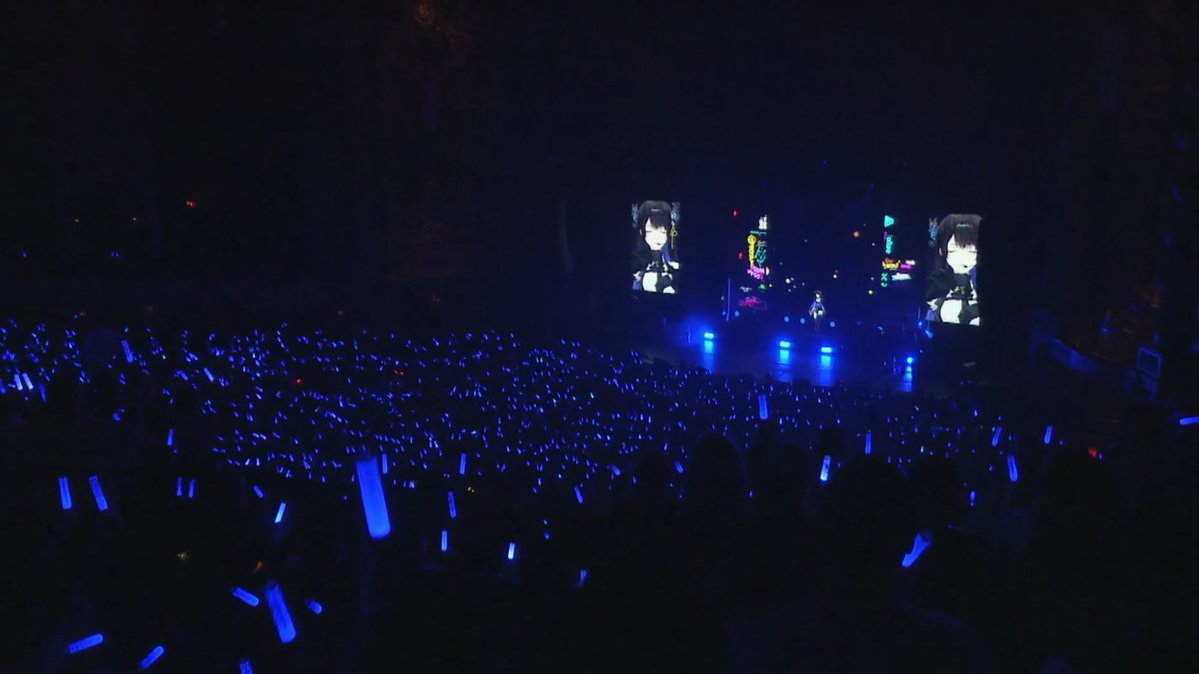 chattinilawyer's tweet image. Nerissa blue ocean is one of my favs moments ever
#RissaLIVE