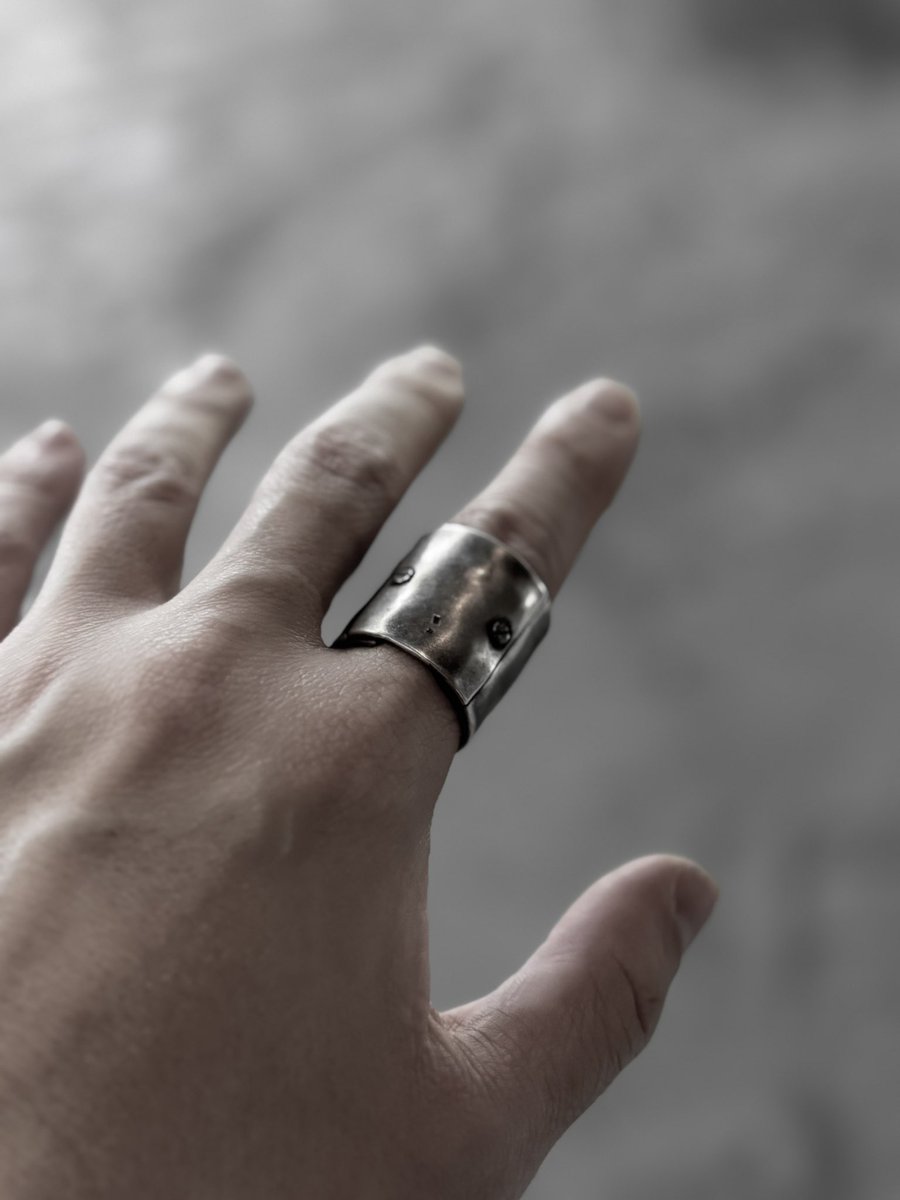 DARKWAVE_STORE's tweet image. [ GOTI ] JEWELRY 

New Arrivals today at DARK WAVE 

d-a-r-k-w-a-v-e.com

📍 Singapore, orchardgateway 04-14, Orchard Road

#Goti #DarkWaveSg