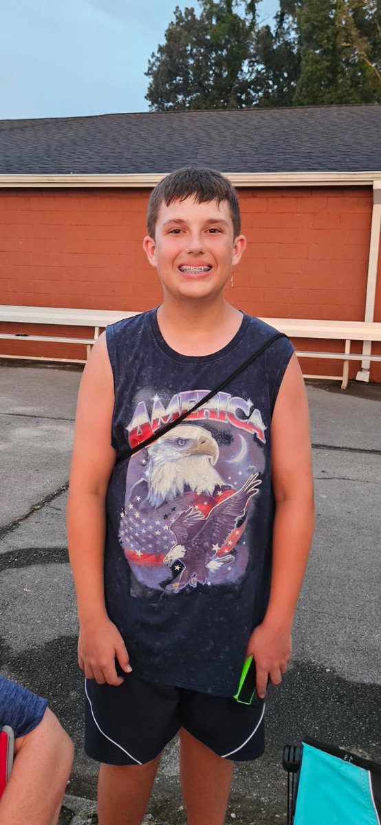 Brad_Shepard's tweet image. Jackson has been at band camp in the Alabama heat from 8-8 every weekday for the past two weeks.
There are no words to describe the smell of this 14-year-old.
No. Words.
I’m proud of him but…. SWEET JESUS!