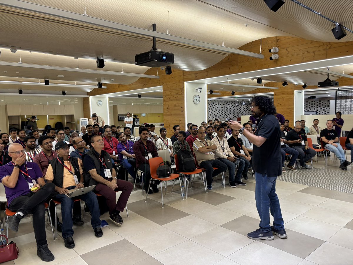 Karan Dodwal OCM ♠ tweet media