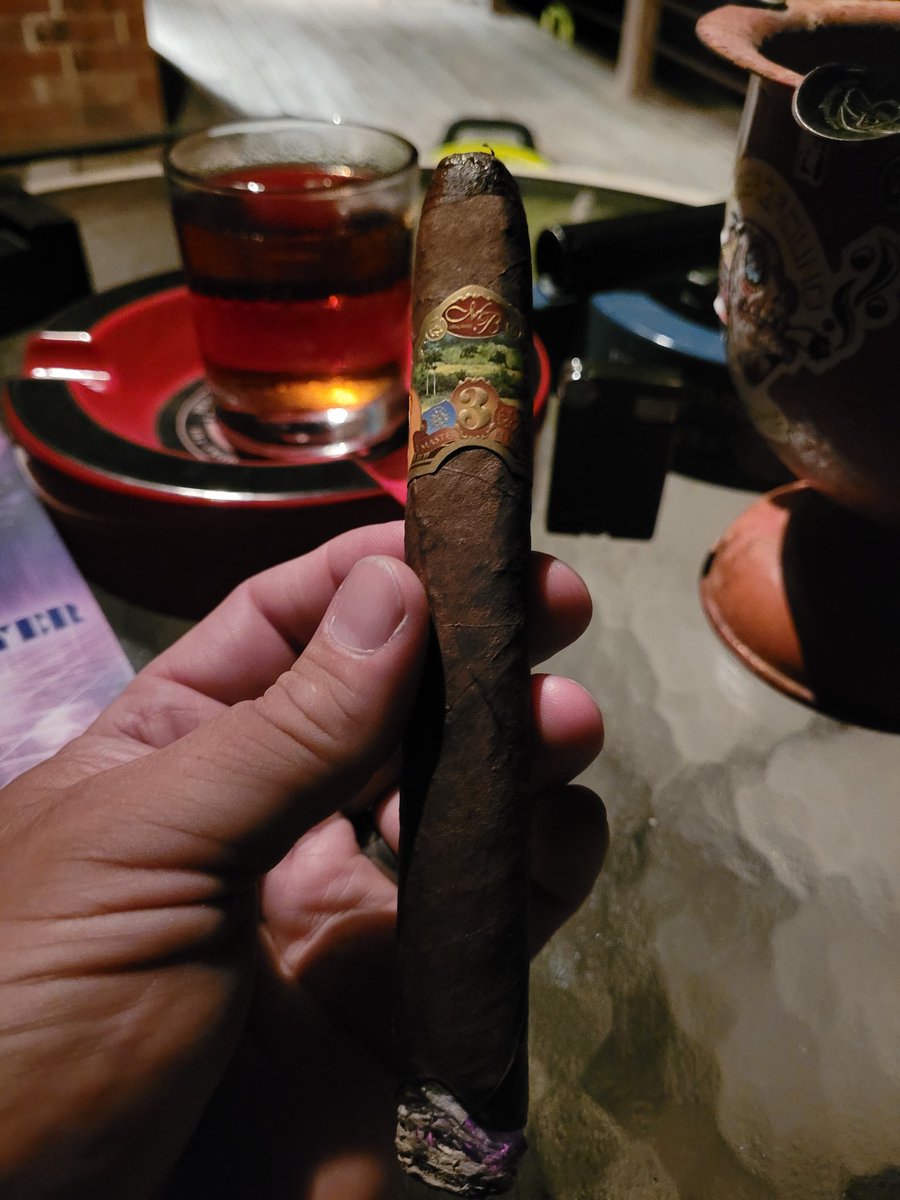 Bryan (@funkysmack) on Twitter photo Howling with a Master Blends 3 and a finger of <a href="/papaspilar/">Papa's Pilar Rum</a> Dark Rum.
๐๐จ๐ฅ๐๐ฏ Howling with a Master Blends 3 and a finger of <a href="/papaspilar/">Papa's Pilar Rum</a> Dark Rum.
๐๐จ๐ฅ๐๐ฏ