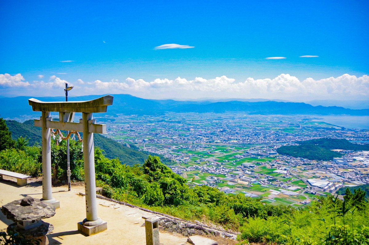 mainichi_kotoba's tweet image. #気をつけたい地名〔香川県〕

観音寺市（かんおんじし）

寺名の読みは「かんのんじ」