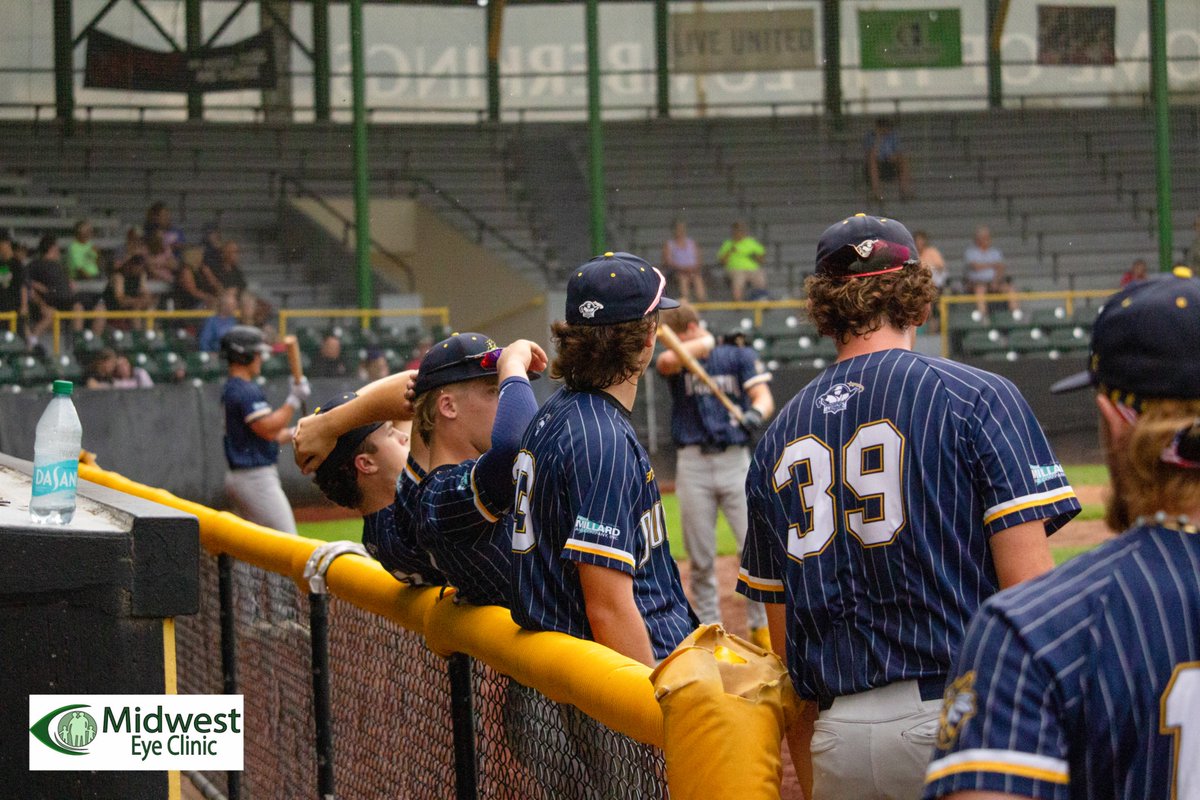 FRAMES OF THE GAME: A night victory in Clinton

Presented by Midwest Eye Clinic!