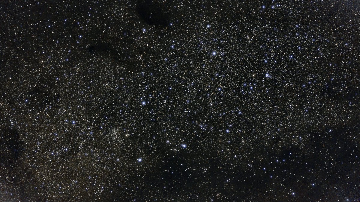 astronomer_g15's tweet image. Messier 24 (Small Sagittarius Star Cloud). 25 July 2025. Seestar S50 Smart Telescope on Alt-Az mount (Mosaic Mode). 201×10s (Integration Time: 33 min 30 sec) stacked in Siril &amp;amp; processed Graxpert, Cosmic Clarity Suite &amp;amp; ACDSee. Location: Abbottabad, Pakistan.
@smartphone_astr
