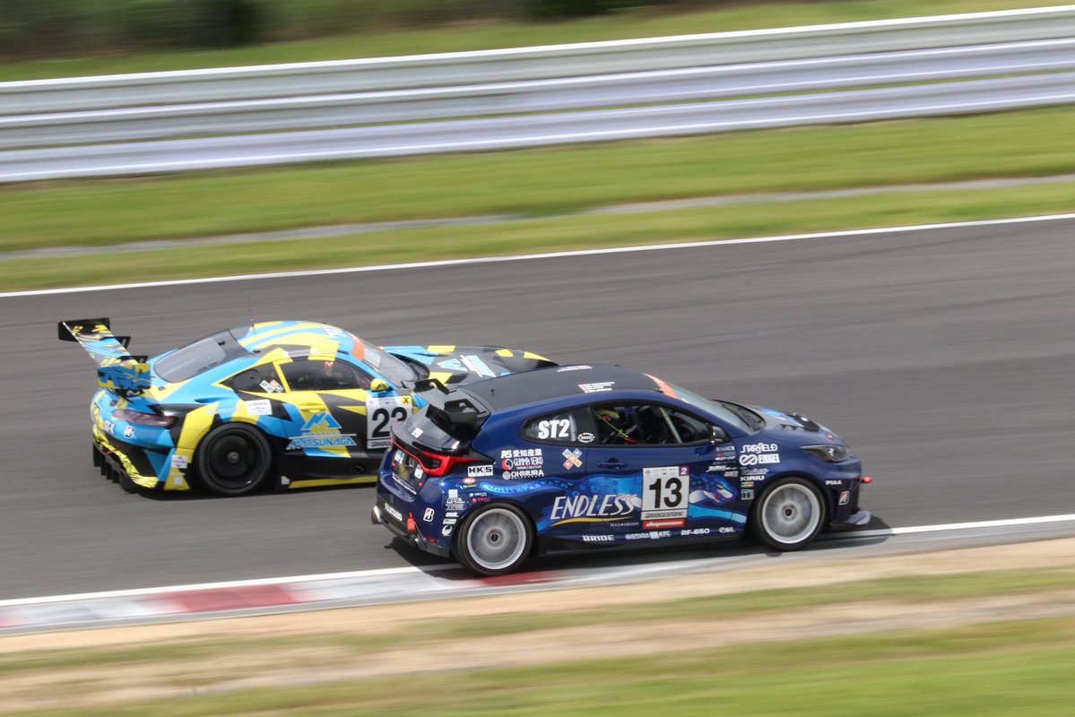 autopolis2005's tweet image. 様々なクラスのマシンが混走するスーパー耐久レース
この後13時15分〜予選開始!
お見逃しなく👀
🔽リザルトはこちらからチェック
autopolis.jp/official_info/
#オートポリス
#スーパー耐久
#S耐