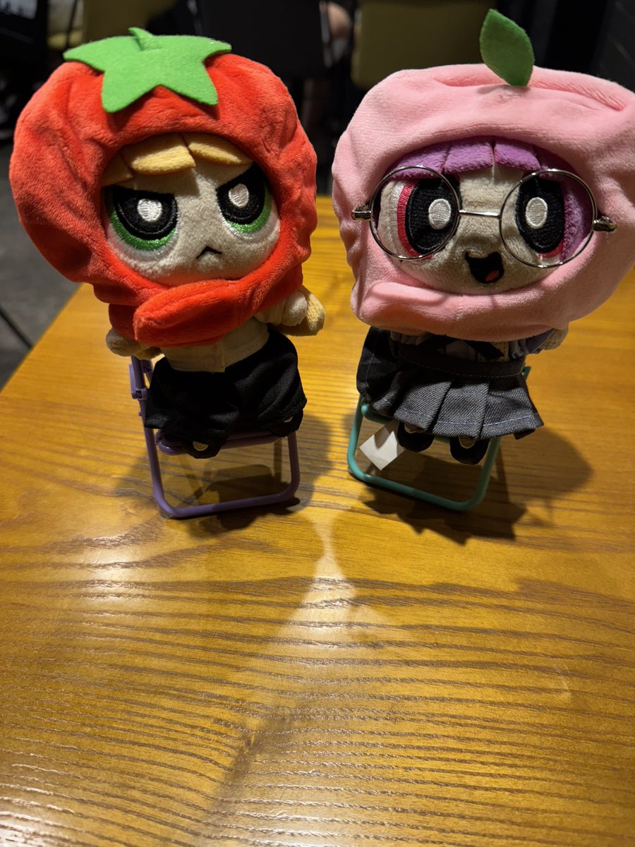 cho49210's tweet image. 다이소인형옷 구해서 입혀봤는데 넘 기여워요 🥰🥰🥰 🍅🍑