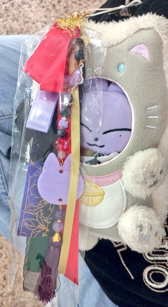 gamjatang_hone's tweet image. 히히