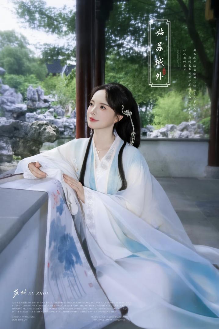 yngjishn722101's tweet image. 着一袭华裳,赠我一场古时梦
🌈📍𝗦𝘂 𝗭𝗵𝗼𝘂 君到姑苏见,此处最江南。
🌈. ·͜· ‘’吴侬软语,就是姑苏城的缱绻情话。
🌈蘇州🍃一朝入姑苏,满眼是江南。
🌈 ʕ•͓͡•ʔ苏州如诗,是枫桥夜泊船,凌波过横塘;苏州如画,是姑苏台上月,人尽似神仙。
🌈▹| 苏州·声声慢