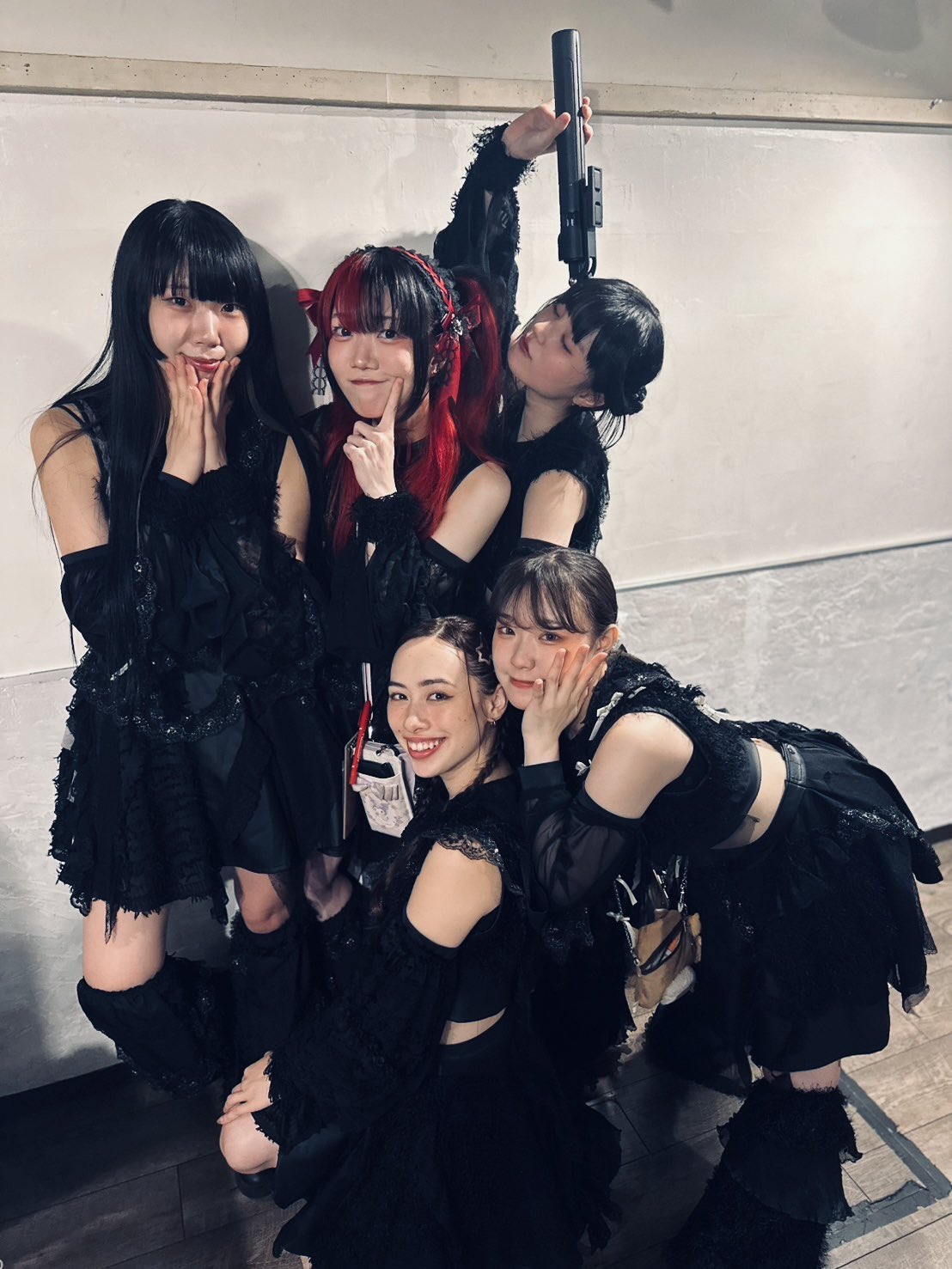 everglow サインＣＤ 未使用 どちらもイロン 欠品なし n.SSign 日本2ndシングル『EVERBLUE』2024年10月9日リリース