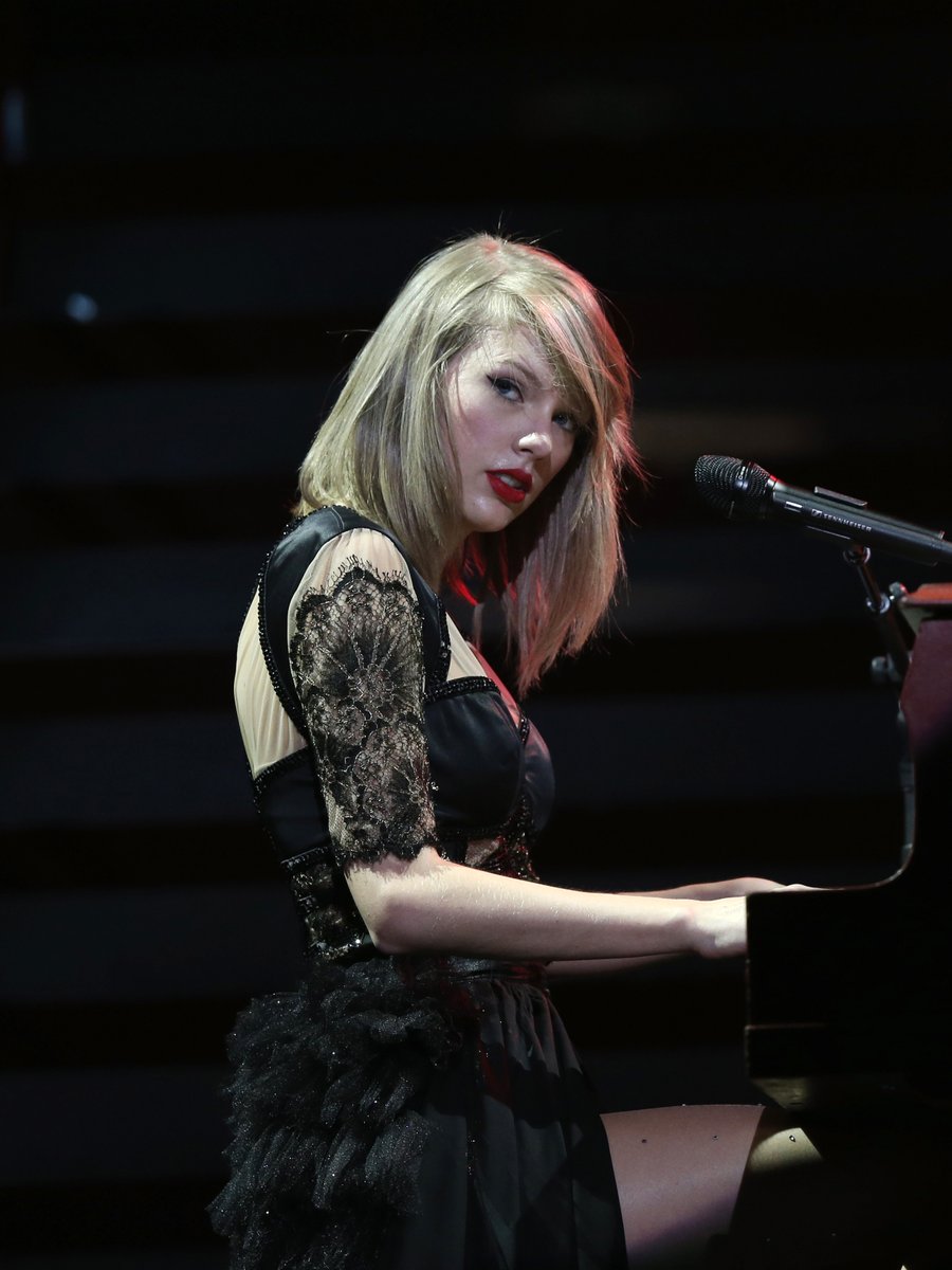 Taylor Swift in 4k (@4k_taylorr) on Twitter photo 
