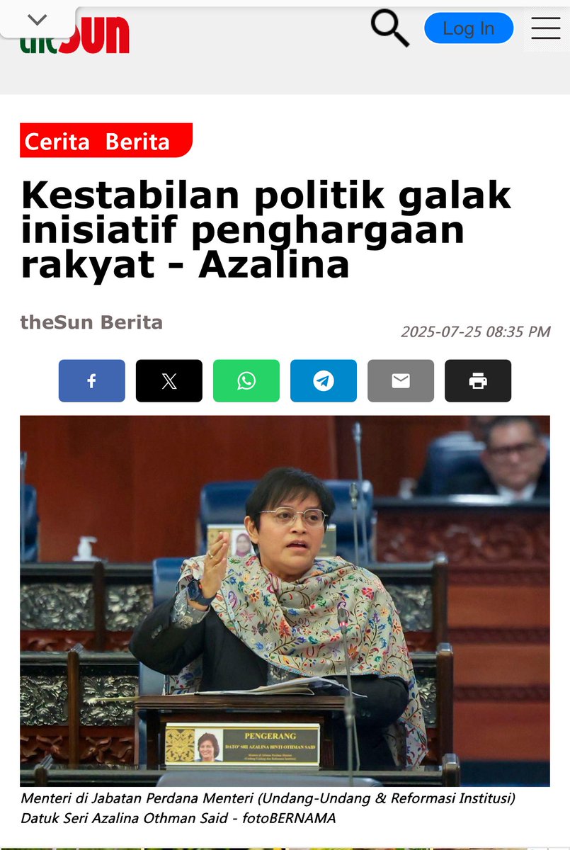 AzalinaOthmanS's tweet image. MADANI BEKERJA
BERSAMA MALAYSIAKU

Liputan berita dalam akhbar-akhbar utama negara mengenai hantaran di media sosial YB Dato’ Sri Azalina Othman Said, Menteri di Jabatan Perdana Menteri (Undang-Undang dan Reformasi Institusi) berkaitan pengumuman penghargaan untuk rakyat oleh YAB…