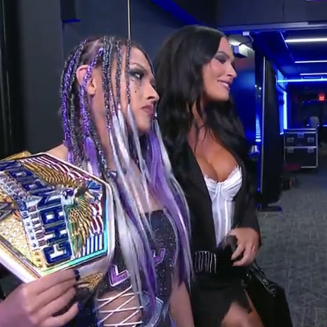 esyntial0122's tweet image. Giulia and Kiana James. We’ve been asking for a Gunther reign and from the look of things we are finally getting it.
Patience.
#SmackDown