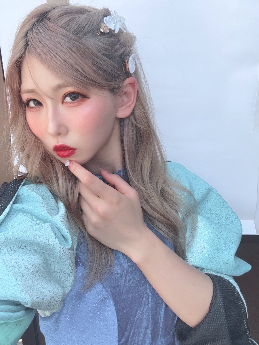 おはよー！！
今日はモールで待ってるからねー！！