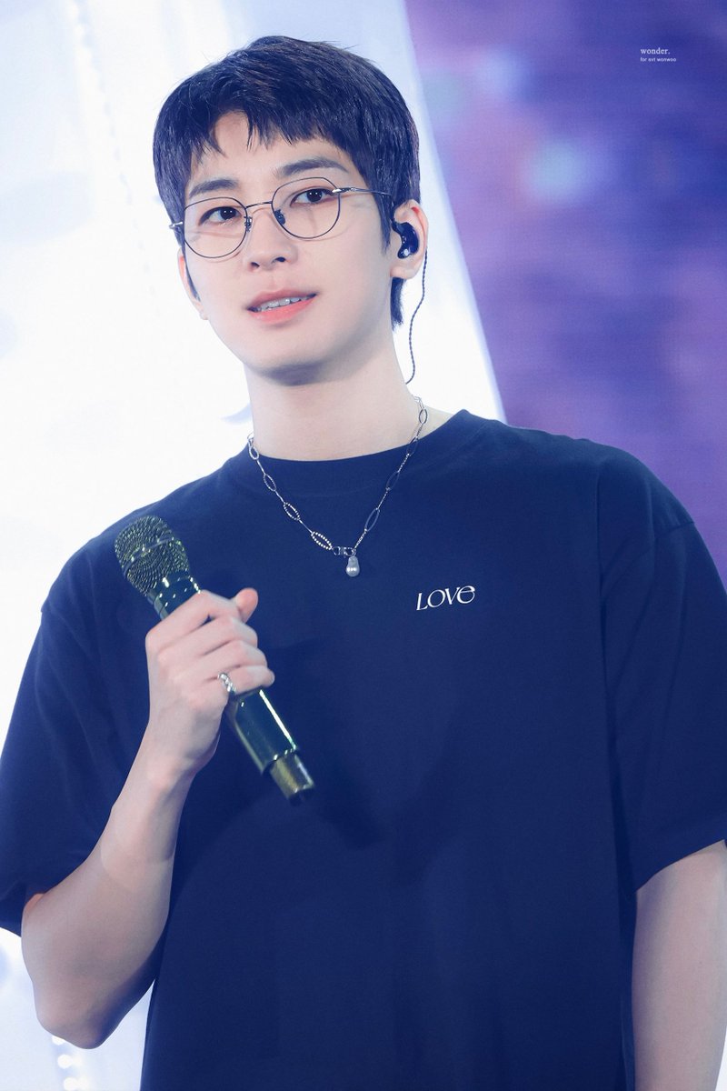 every_woo717's tweet image. 우리 기여운 원우 내놔