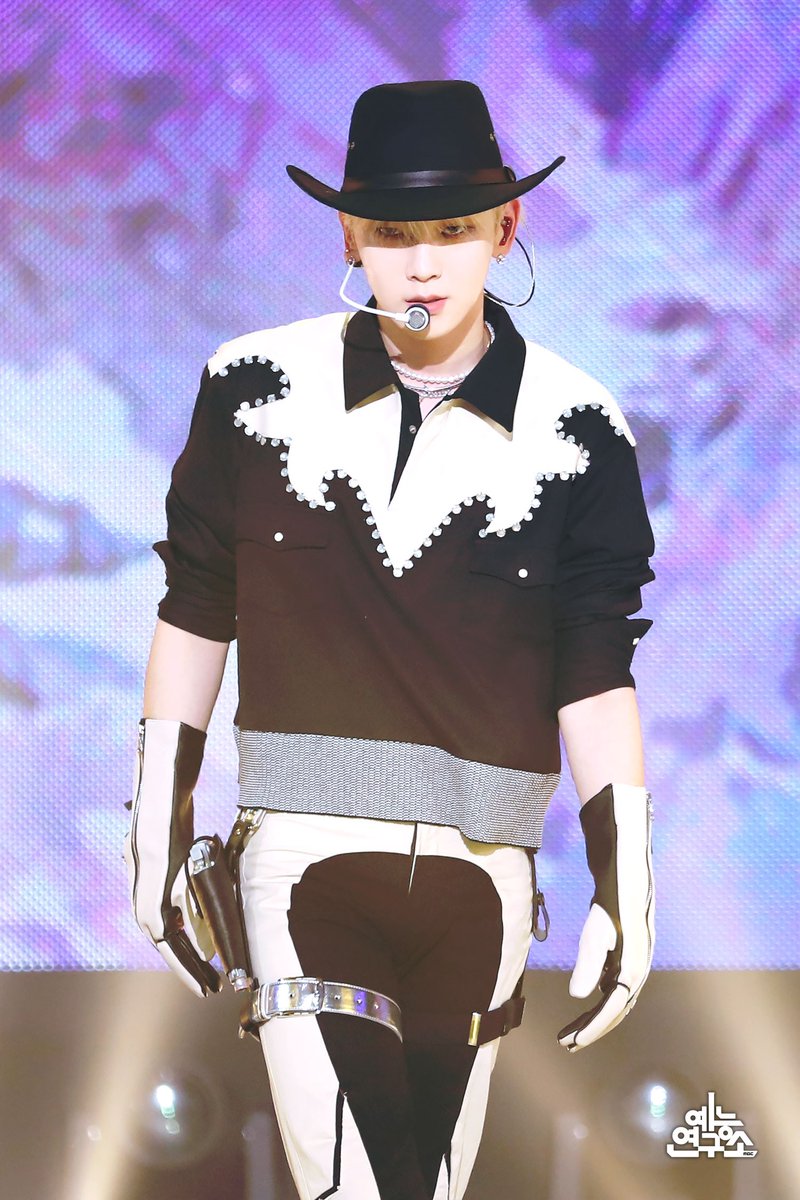 freaks923's tweet image. β§βΒ°β β‘ 9:23 κΈ°λ²μ΄ β‘ βΒ°ββ§
#KEY #ν€ #γγΌ #κΈ°λ²