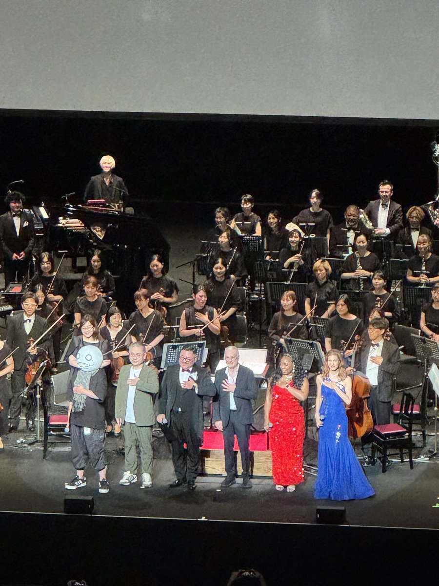 ko_uncloud's tweet image. 昨日は「NieR:Orchestra Concert 12024 [ the end of data ]」を観に行ってきました🏃

生クワイアに感動。オーケストラ演奏はもちろん、朗読劇も情報量が多くて大好きでした。

#ニーアオケコン