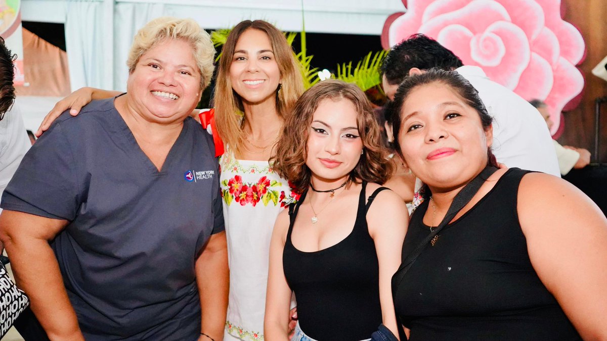 Isabel Rodríguez (@isabelrdzh) on Twitter photo Acompañé a nuestra alcaldesa <a href="/CeciliaPatronL/">Cecilia Patrón Laviada</a> a la inauguración de la Feria Artesanal Tunich 2025 en Dzityá. Un espacio lleno de talento local, tradición y cultura.🎉💛 ¡No te la pierdas del 25 de julio al 3 de agosto! Hay mucho por descubrir. Acompañé a nuestra alcaldesa <a href="/CeciliaPatronL/">Cecilia Patrón Laviada</a> a la inauguración de la Feria Artesanal Tunich 2025 en Dzityá. Un espacio lleno de talento local, tradición y cultura.🎉💛 ¡No te la pierdas del 25 de julio al 3 de agosto! Hay mucho por descubrir.