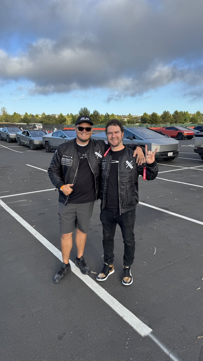 Ryan Torres (@ryantorrestesla) on Twitter photo I feel cool now that I finally have an <a href="/theXtakeover/">X Takeover</a> Jacket <a href="/teslaownersSV/">Tesla Owners Silicon Valley</a> I feel cool now that I finally have an <a href="/theXtakeover/">X Takeover</a> Jacket <a href="/teslaownersSV/">Tesla Owners Silicon Valley</a>