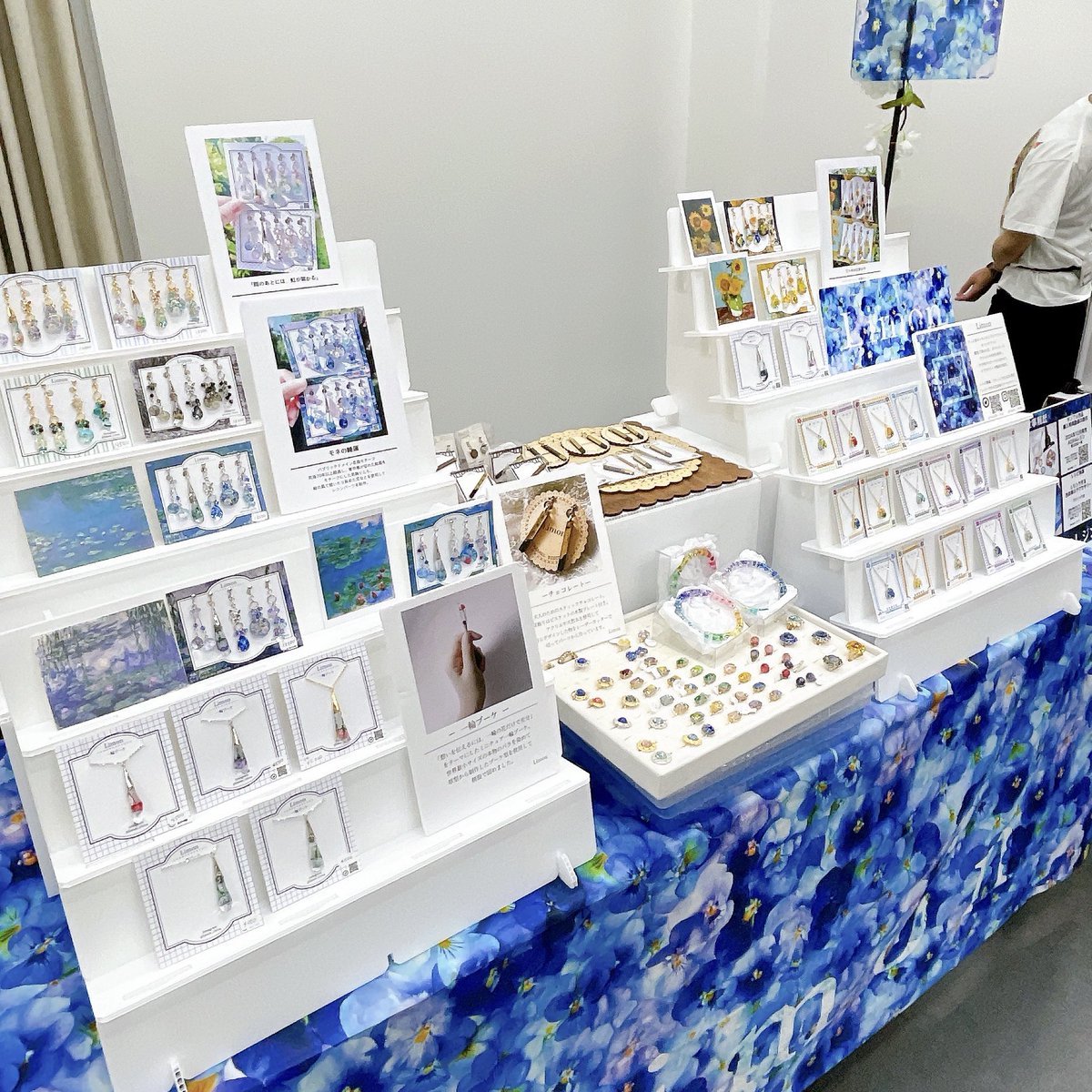 twinkle_corgi's tweet image. マジケン開場しています!
設営完了時の写真です。
2日間、よろしくお願いします!!
┈┈┈┈┈┈┈┈┈┈🍋 .*゜
#マジケン2025in福岡タワー #マジケン
7/26(土)12:00-18:00
7/27(日)11:00-17:00
福岡タワー1Fホール【A47】