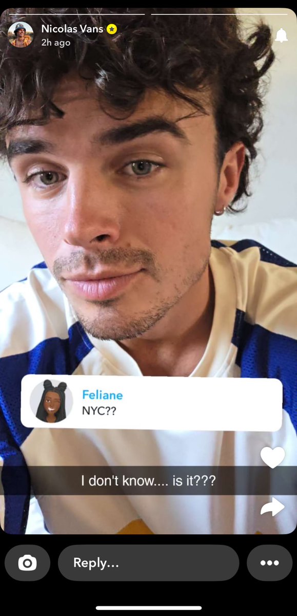 jaseminn__'s tweet image. He said “fuck a few days, we are gonna meet today”