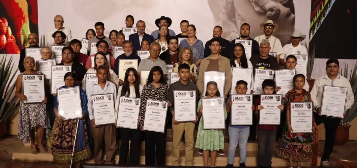cabeceramx's tweet image. Celebran en Tlaquepaque la edición XLVIII del Premio Nacional de la Cerámica, con récord de participantes y reconocimiento a la tradición cabecera.mx/celebran-en-tl…