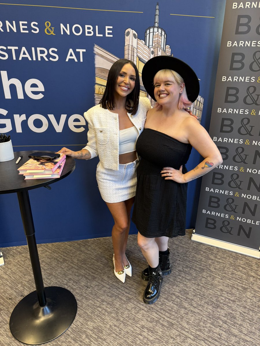 Love you! <a href="/scheana/">Scheana 🦇</a> You were the sweetest! #MyGoodSideBook