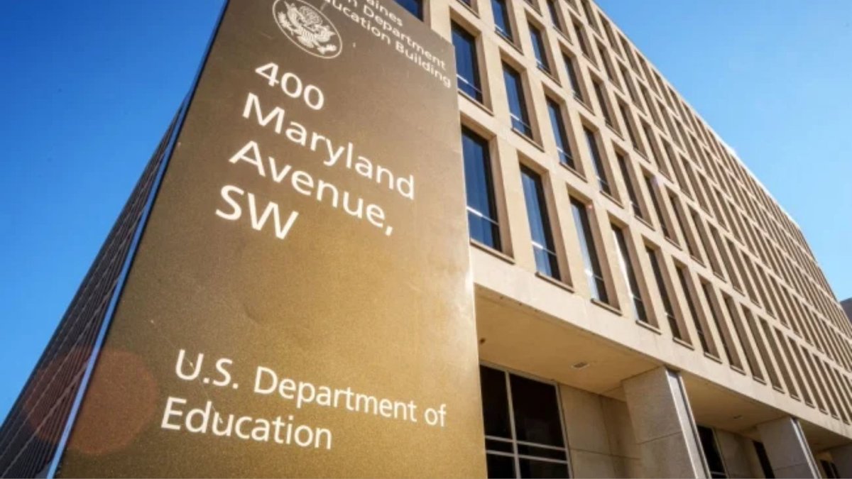 Inside Higher Ed (@insidehighered) on Twitter photo <a href="/usedgov/">U.S. Department of Education</a> to Review Regs for Student Loan Programs, College Accountability bit.ly/3IEUIJs <a href="/usedgov/">U.S. Department of Education</a> to Review Regs for Student Loan Programs, College Accountability bit.ly/3IEUIJs