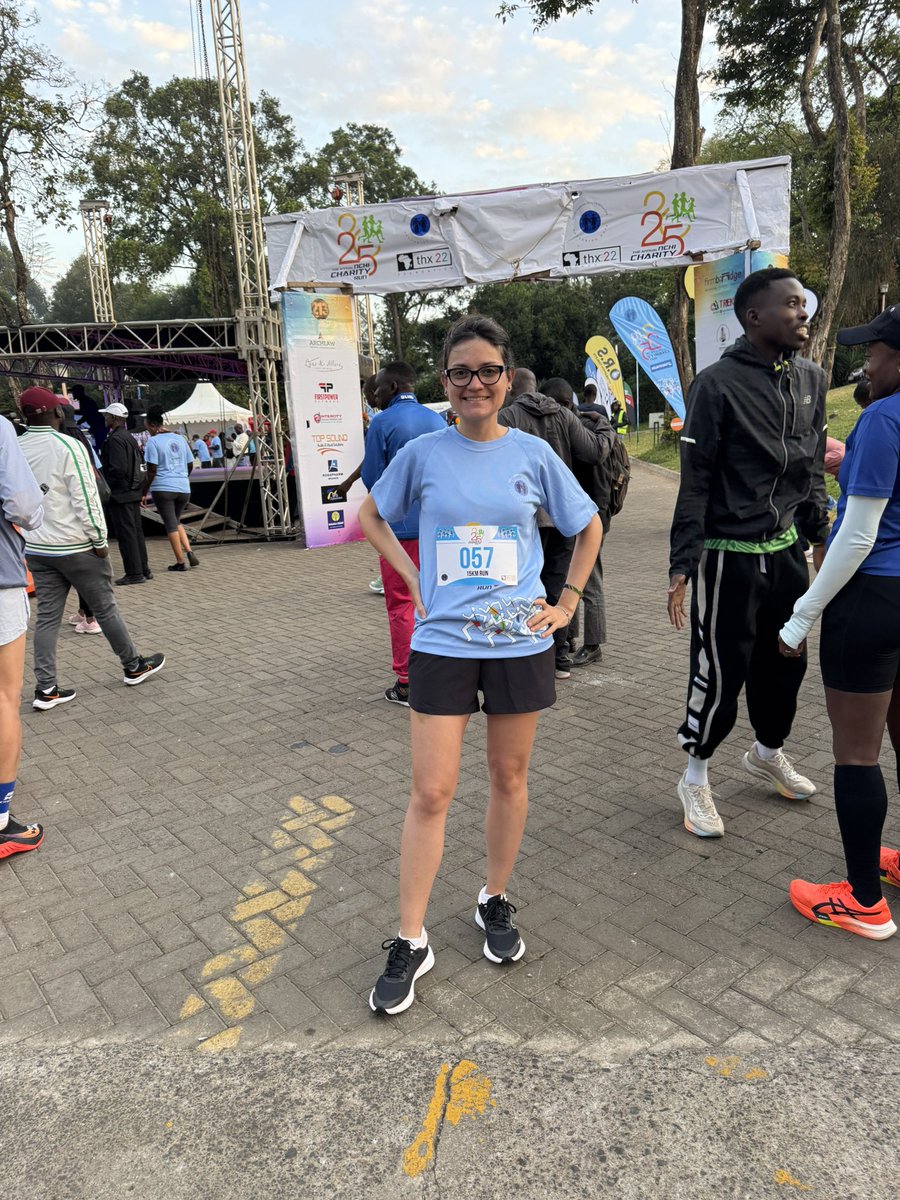 Hike_with_Kate's tweet image. Am here for the Nchi Charity Run
I just scaled Africaโs 3rd highest peak last week ( Margherita Peak, 5109m.asl) but, hey, I have energy to spare.
15kmโฆLetโs Go๐โโ๏ธ
๐ Karen hub, Nairobi
