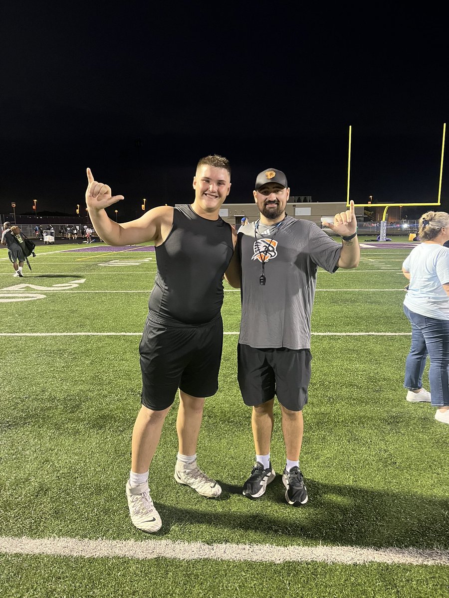 After a great camp today, I'm very blessed to receive an offer from <a href="/UTPBFootball/">UTPB Football</a> !!!! <a href="/MikeBabcock44/">Mike Babcock</a> <a href="/CoachJJohnson71/">Jeremy Johnson</a> <a href="/coachpena1/">Earnest Peña M.S. Ed</a> <a href="/CoachShultzOL/">Ivan Shultz</a>