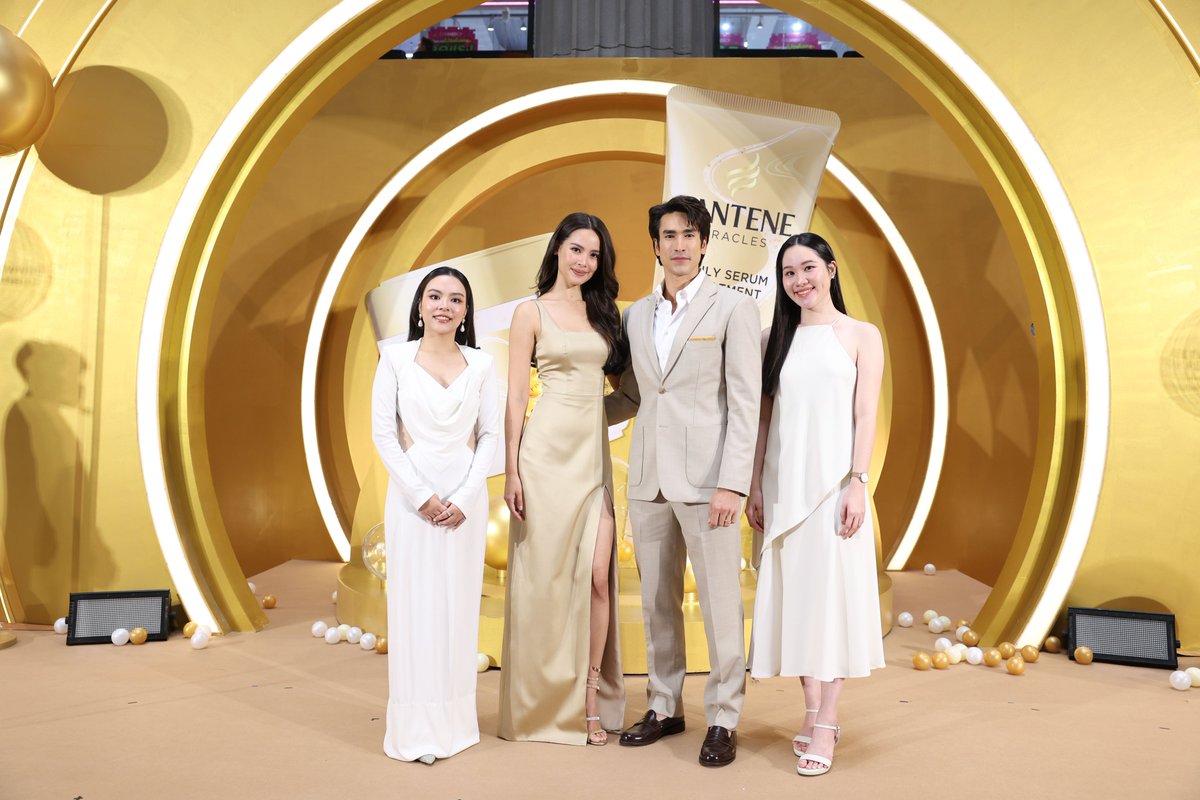 BeHi_ENT's tweet image. “ณเดชน์ – ญาญ่า” พาคนไทยสัมผัสปรากฏการณ์ “ปังฏิหารย์ผมสวย” ใหม่ ! PANTENE MIRACLES TREATMENT WITH MELTING PRO-V PEARLS ครั้งแรกในไทยกับทรีทเม้นท์ไข่มุกโปร-วิตามิน ที่มองเห็นได้จริงด้วยตาเปล่า ! @panteneth
อ่านต่อ : facebook.com/share/p/1CMWJv…
#PanteneMiraclesTreatment…