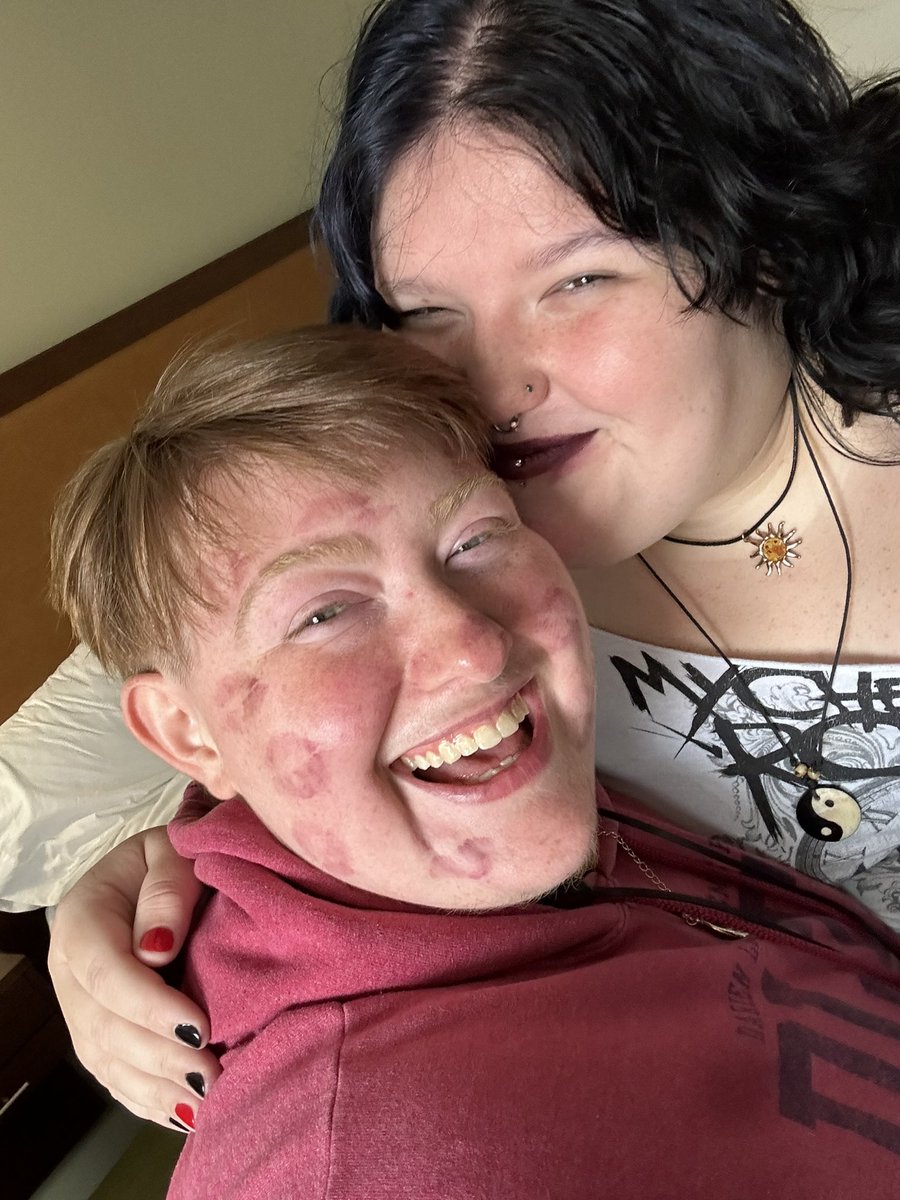 Mang🏳️⚧️🐻 tweet media