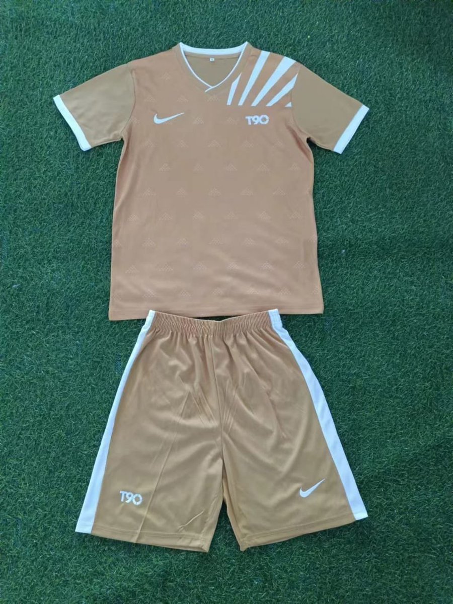 Naomikibandi's tweet image. Sports uniforms available in INBEE SPORTS HOME
Price-Ksh.550 from 15 Pairs
All colors available
Size-M to 2XL
Delivery-Countrywide
Contact Me-0720836539.