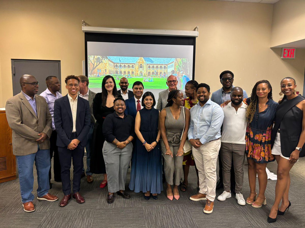 UPTuks's tweet image. Global ties, shared purpose: UP alumni in NYC gathered with VC Prof Petersen to reconnect. 

As Dr Samantha Castle said: “Wherever you are in the world, your voice, your knowledge, and your experience matter.” Read more: ow.ly/915K50WvgGb

#UniversityOfPretoria…