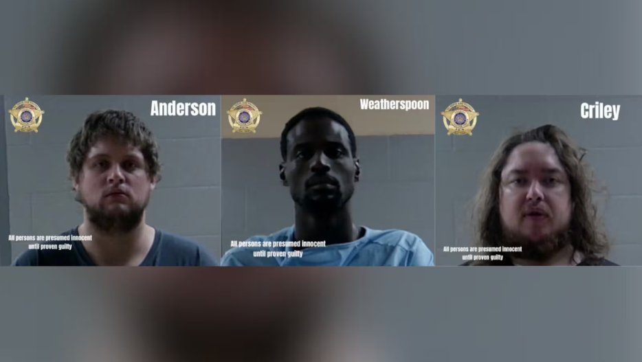 WAFB's tweet image. “This is the nature of the world we’re living in”: Sheriff and parents on how to keep children safe online following LPSO alleged child predator arrests tinyurl.com/yw2zcw63?utm_s…