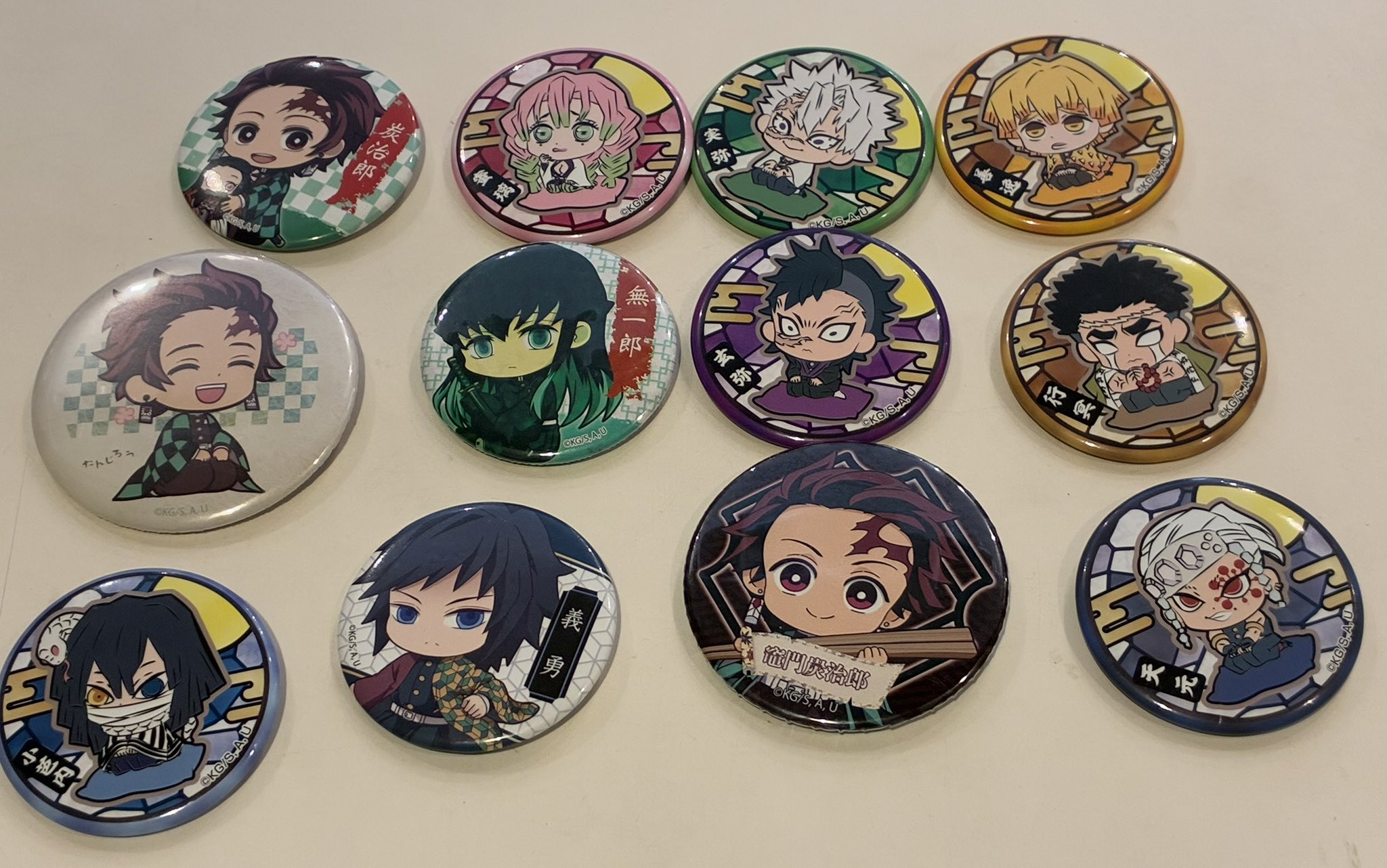 錆兎 成田アニメデッキ 缶バッジ 鬼滅の刃 成田アニメデッキ 鬼滅の刃 チュン太郎だらけの