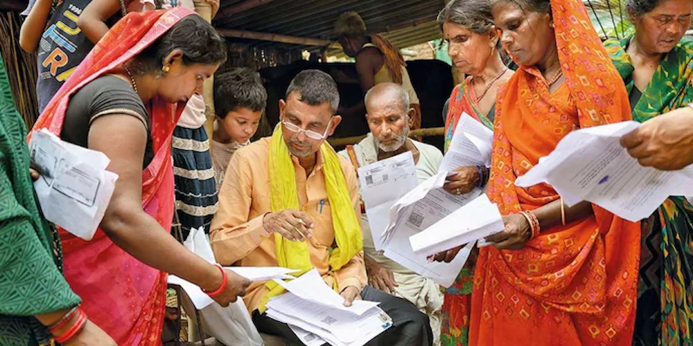 VIEWPOINT!
Ever since order of 24 June  regarding Special Intensive Revision (SIR) of Electoral Rolls in Bihar has been issued by Election Commision of India, widespread debate has begun, coupled with expression of genuine apprehension.
READ MORE..........
indiancentury.in/2025/07/26/e-c…