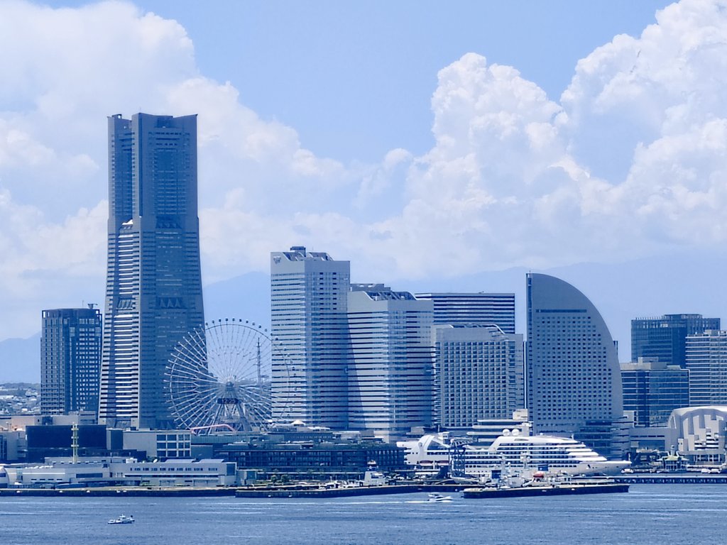 Burei_m16's tweet image. モクモク入道雲⛅
〽ナツ,ナツ,ナツ,ナツ,ココ夏～♪
横浜の夏、日本の夏🌻