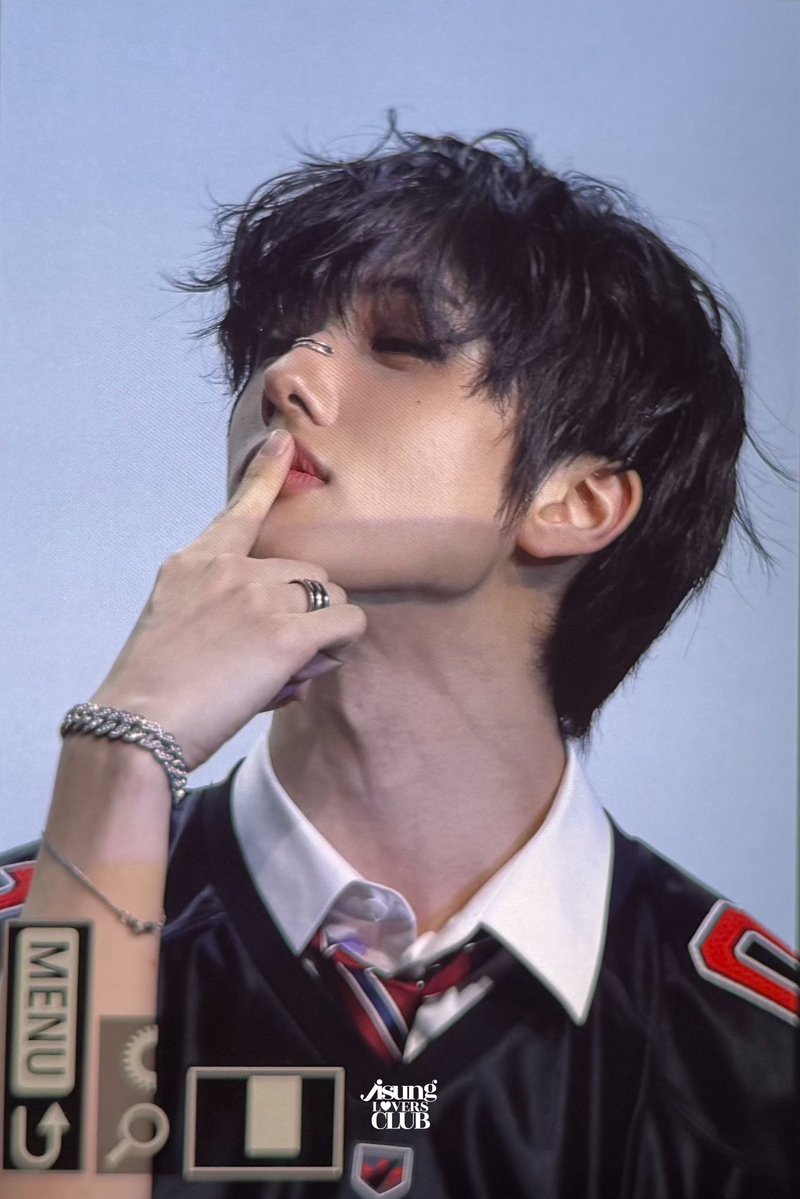 bye_js0205's tweet image. 콧대