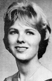 DrBuzz_Forensic's tweet image. Secretary Mary Jo Kopechne was #BornOnThisDay, July 26, 1940. In 1969, (age 28) on July 18/19 she asphyxiated when a car driven by U.S. Senator Ted Kennedy overturned into Poucha Pond, Mass. Kopechne's body & the car were not reported until 9 to 10 hours later. #RIP #GoneTooSoon