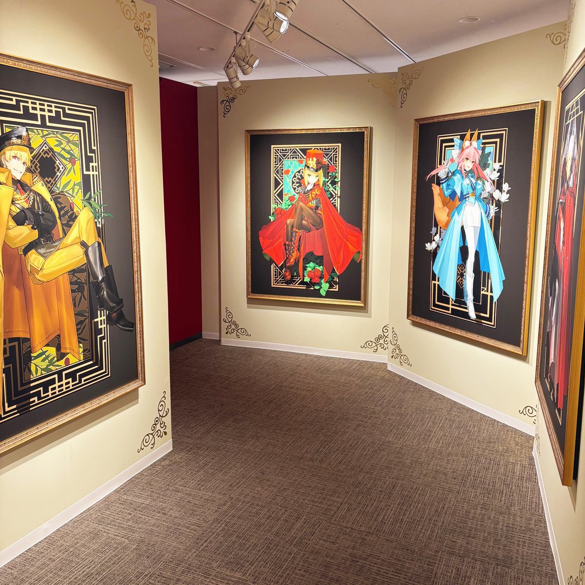 MariShimazaki's tweet image. #ワダアルコ展 のアンコール開催おめでとうございますー!
先日内覧会にお邪魔させていただきましたー
かわいかっこいいの盛り沢山…!ワダさん(@tsubuanfes)の好きと愛がたくさんつまった空間で美味しくてとてもよかったですー…