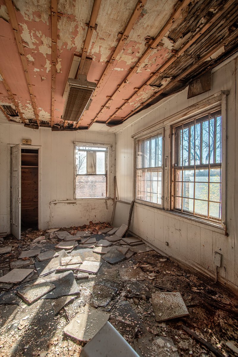 ExploresMr's tweet image. Autumn sunlight inside an empty room within an abandoned Gary, Indiana church.